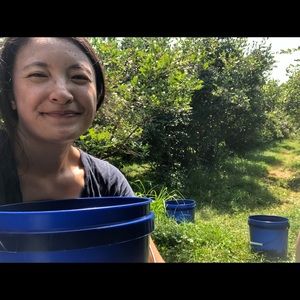 Meet your Posher, Connie